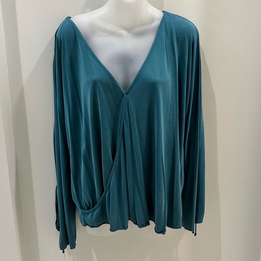 FREE PEOPLE Long Sleeve Top Teal Cross Over Bell Sleeves Size Medium